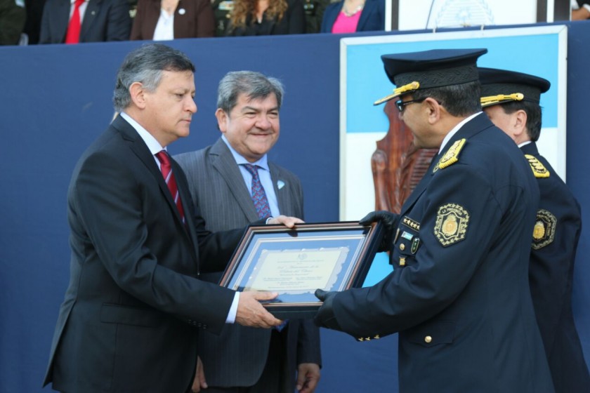 PEPPO DESTACÓ LA LABOR DE LOS Y LAS POLICÍAS QUE DEFIENDEN LA PATRIA Y LA VIDA DE LOS CHAQUEÑOS
