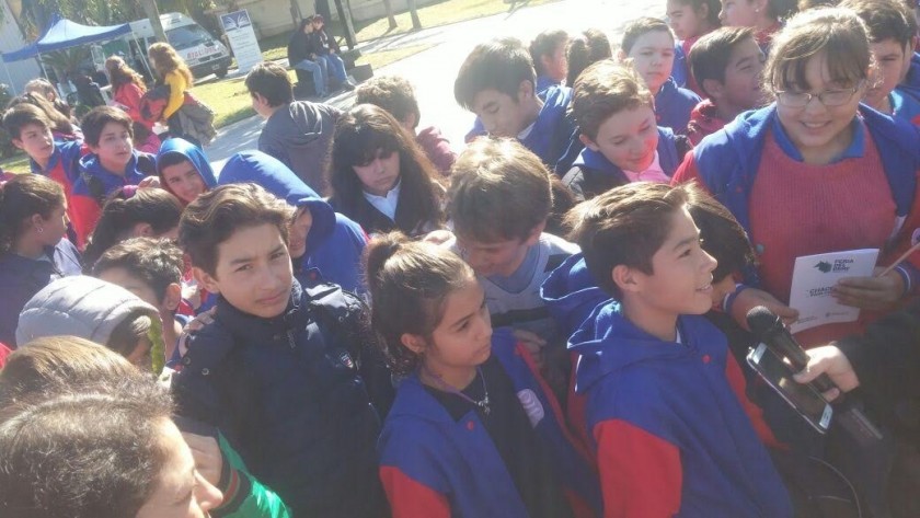 10 mil estudiantes ya visitaron la Feria del Libro