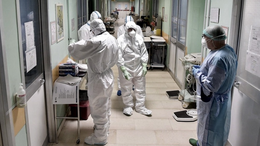 Ascienden a 1.116 los fallecidos por coronavirus y a 49.851 los contagiados en el país