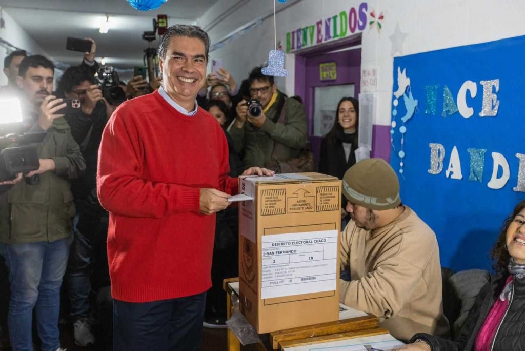 Votó Capitanich y aseguró que “están dadas todas las garantías para que la elección de hoy pueda desarrollarse sin inconvenientes”