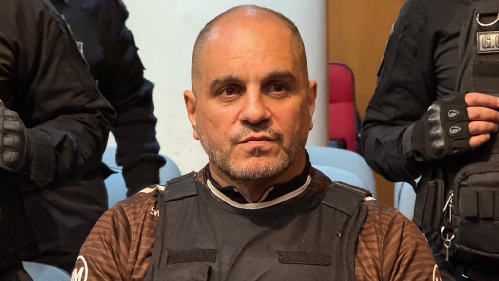 Comenzó el juicio contra Leandro Cositorto por Generación Zoe en Salta: el detalle en su vestimenta