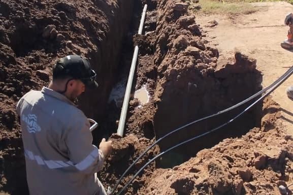 AGUA PARA TODOS: SAMEEP Y EL MUNICIPIO DE CHARATA LLEVAN ADELANTE LA EXTENSIÓN DE REDES EN BARRIOS HISTÓRICAMENTE POSTERGADOS