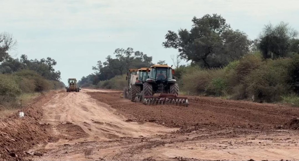 EL IMPENETRABLE SE CONECTA: COMENZARON LOS TRABAJOS DE LA RUTA MIRAFLORES&ndash;LAS HACHERAS