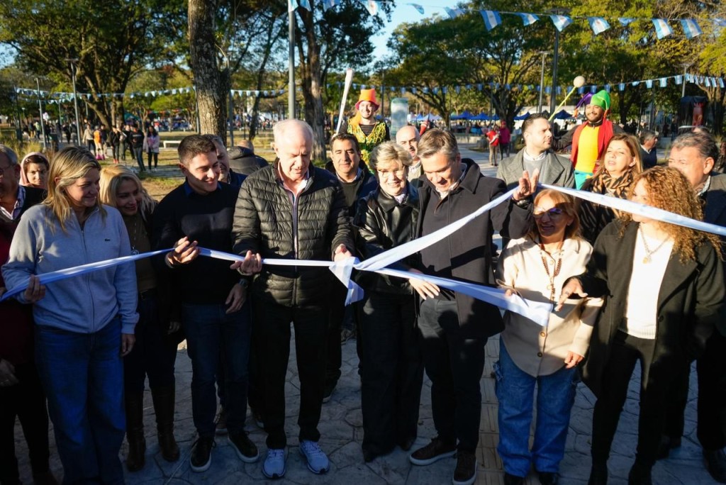 El Parque 2 de Febrero vuelve a brillar: quedaron inauguradas las obras de renovaci&oacute;n integral.