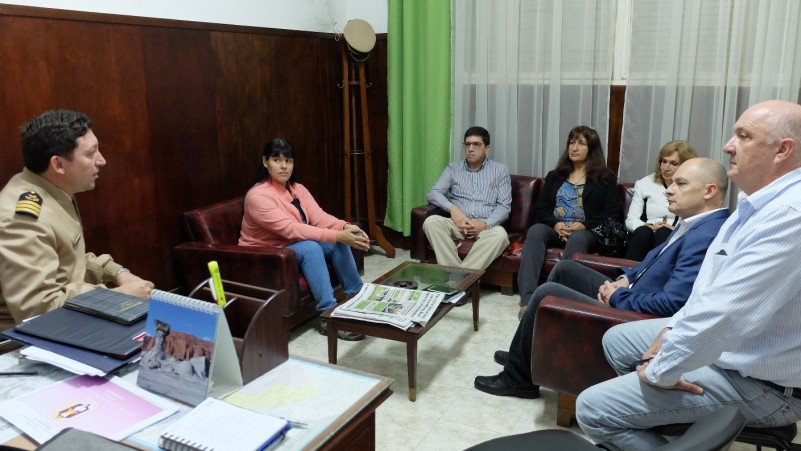 La Cámara de Comercio se reunió con Prefectura Naval para analizar la situación del ingreso de mercadería ilegal