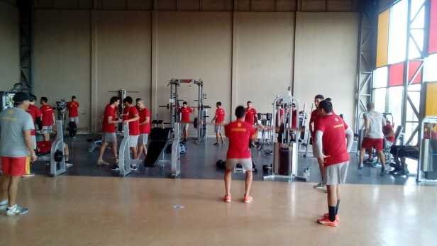 Sarmiento entrena y queda concentrado