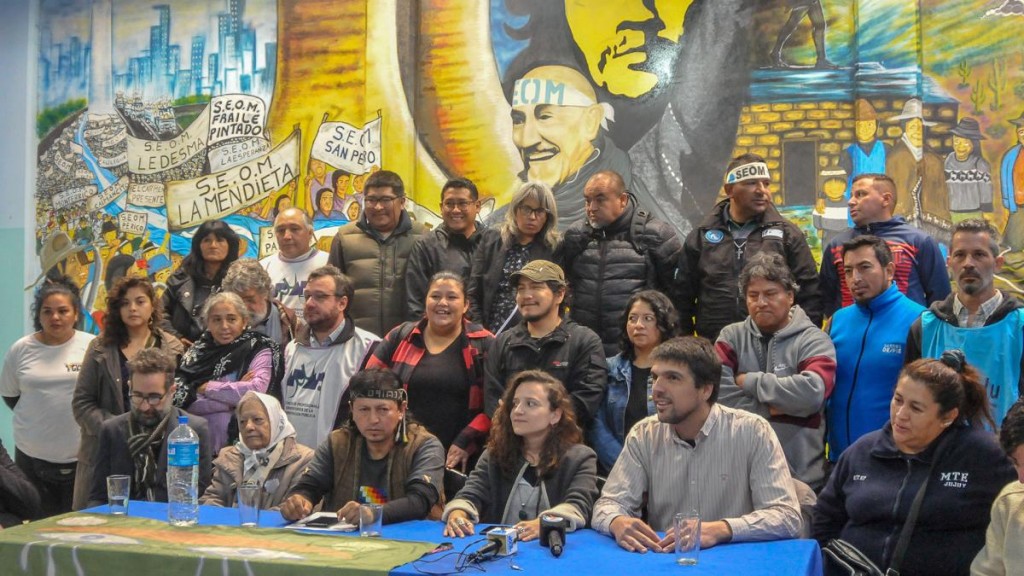Presentaron un amparo colectivo a la Corte para pedir la nulidad de la reforma de Morales