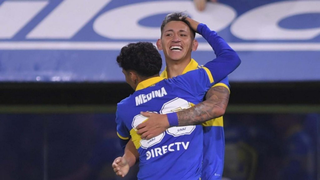 Boca le ganó a Huracán y encara unos días de calma