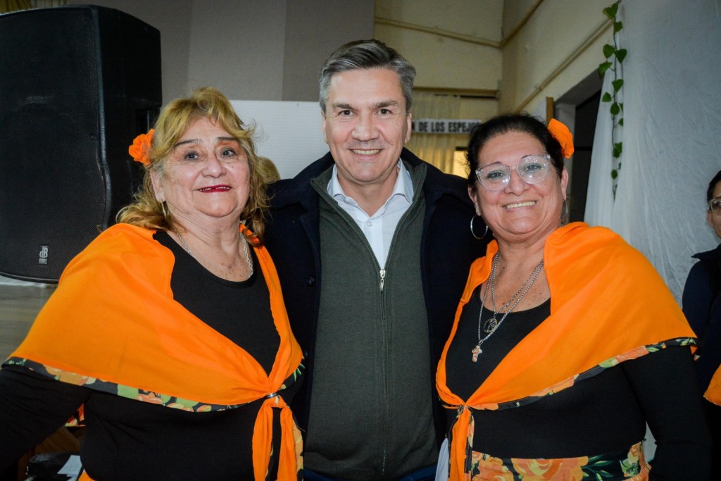 Sáenz Peña: Zdero acompañó al Centro de Jubilados “El Algarrobo”en su 50° aniversario