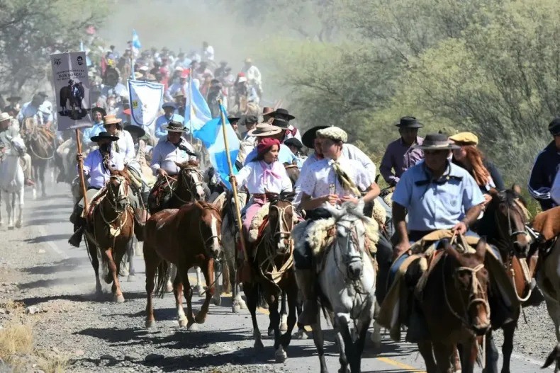 La Cabalgata de la Fe, una de las actividades destacadas del turismo de fe, en Argentina