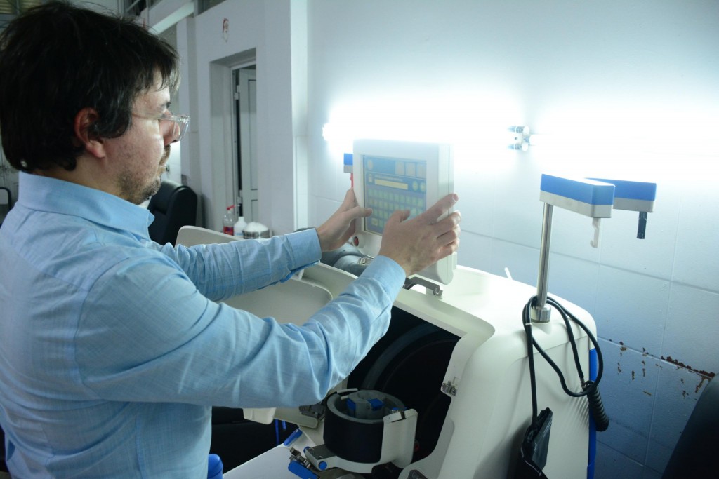 EL HOSPITAL PERRANDO CUENTA CON UN INNOVADOR EQUIPO DE PLAQUETOFÉRESIS