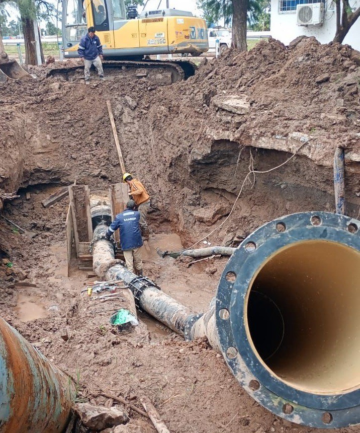 Se reparó el primer acueducto, tramo Sáenz Peña-Villa Ángela, para aumentar el caudal de agua en la zona