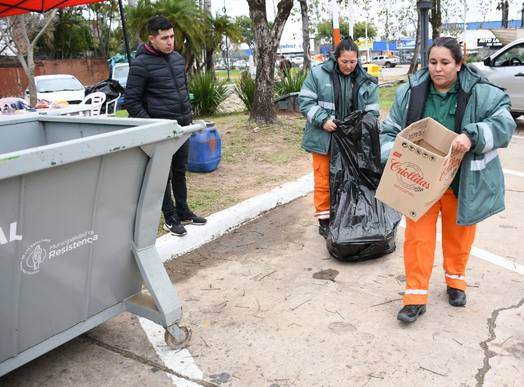 CON M&Aacute;S PUNTOS ITINERANTES, EL MUNICIPIO REFUERZA LA RECOLECCI&Oacute;N DIFERENCIADA DE RESIDUOS