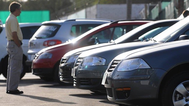 Compra-venta de vehículos: desde el lunes el 08 se llenará por Internet