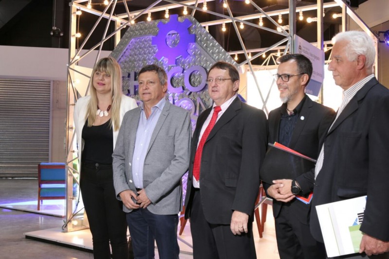PEPPO INAUGURÓ LA EXPO INDUSTRIA Y ASEGURÓ QUE "EL ESTADO CHAQUEÑO ES UN SOCIO INDUSTRIAL QUE AYUDA A CRECER A LA EMPRESA"