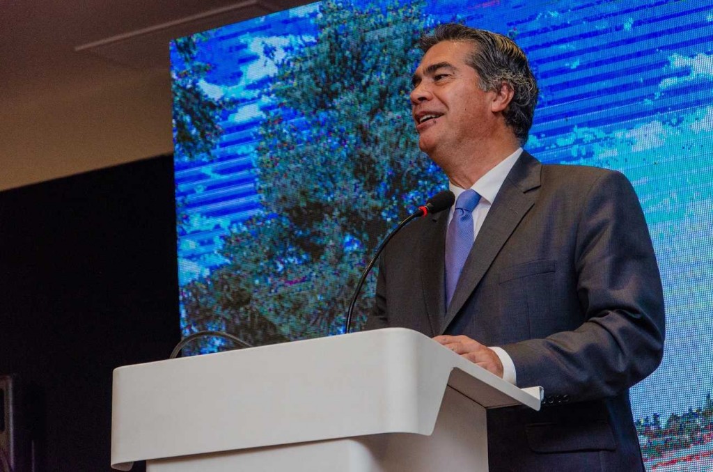 Capitanich: “Gobernar no es para cualquiera, menos para improvisados”