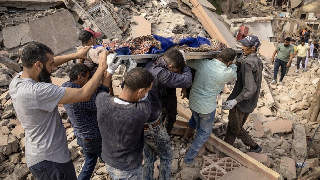 Continúa la búsqueda de sobrevivientes del terremoto en Marruecos