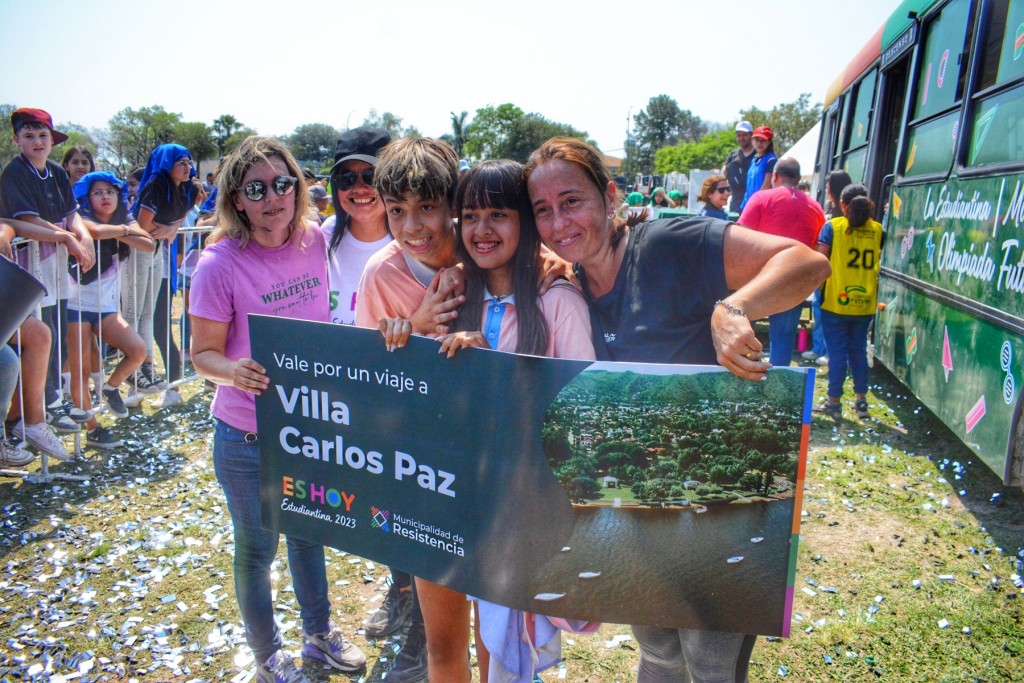 Mini Olimpiadas futuro: Estudiantes de 10 cursos de Resistencia ganaron sus viajes a Carlos Paz en el cierre de la Estudiantina