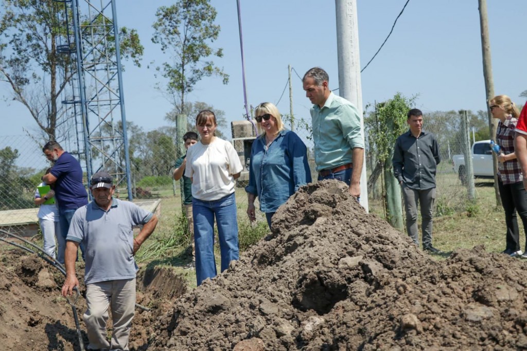 TRAS DÉCADAS DE ESPERA: FAMILIAS DEL BARRIO CASAS DE CAMPO PODRÁN ACCEDER AL AGUA POTABLE
