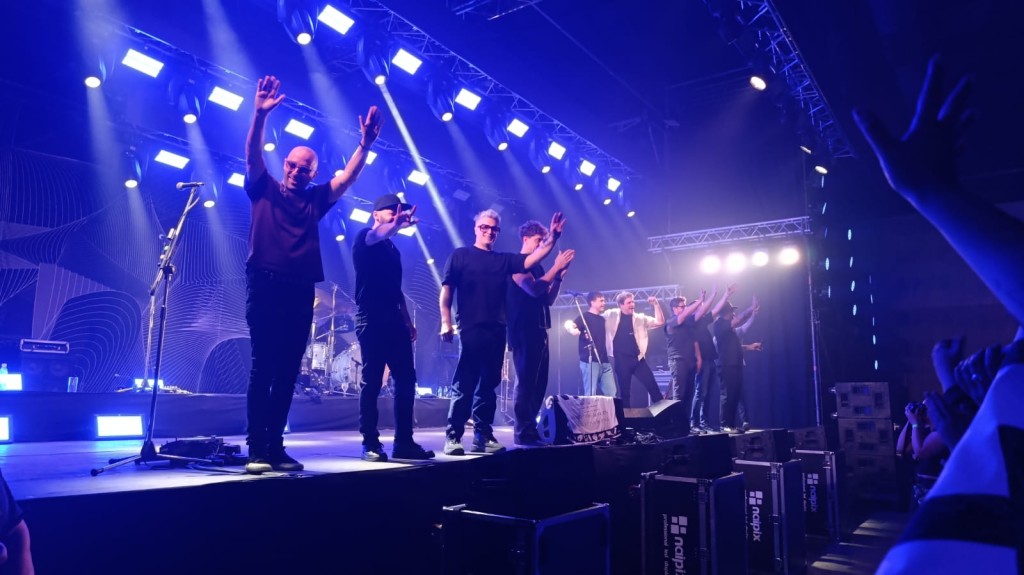No Te Va Gustar hizo vibrar Resistencia con un show cargado de m&uacute;sica y emoci&oacute;n