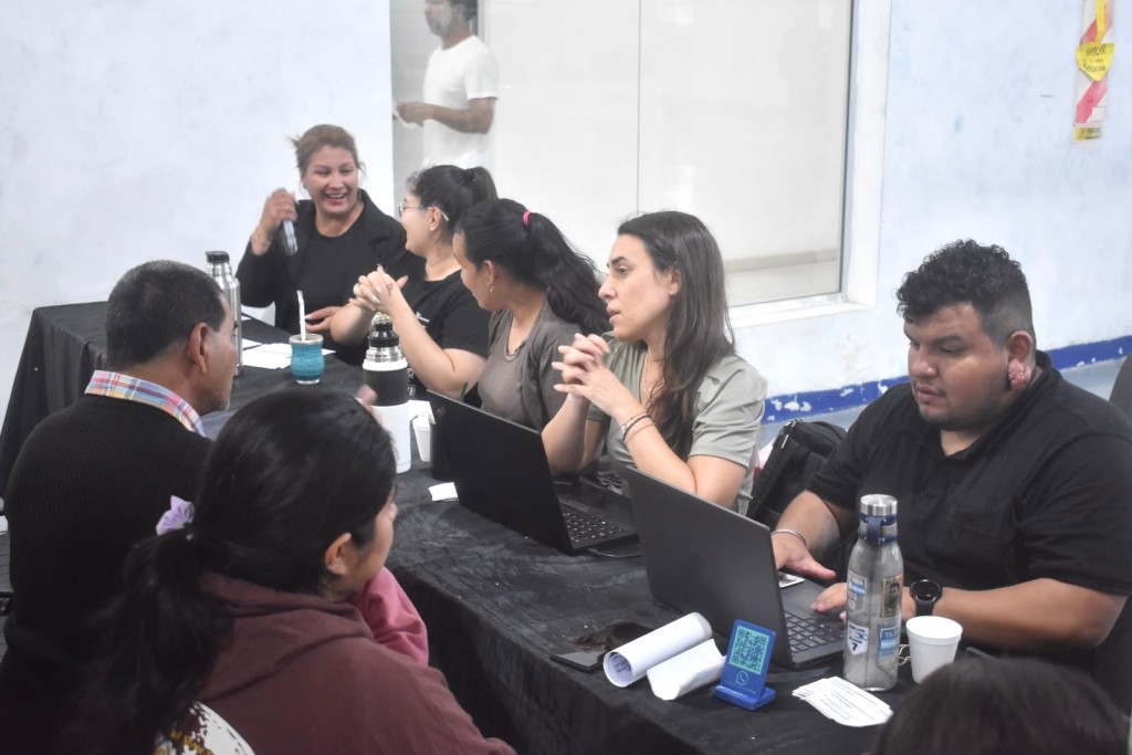 EL PROGRAMA “VER PARA SER LIBRES” LLEGÓ  HOY A FONTANA