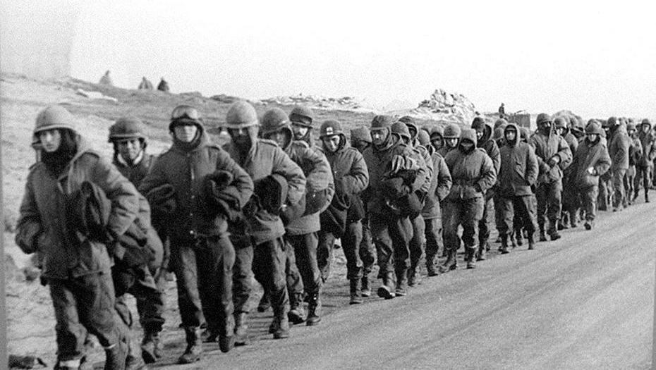 Militares deberán responder si "enterraron hasta el cuello" y "estaquearon" a soldados en Malvinas