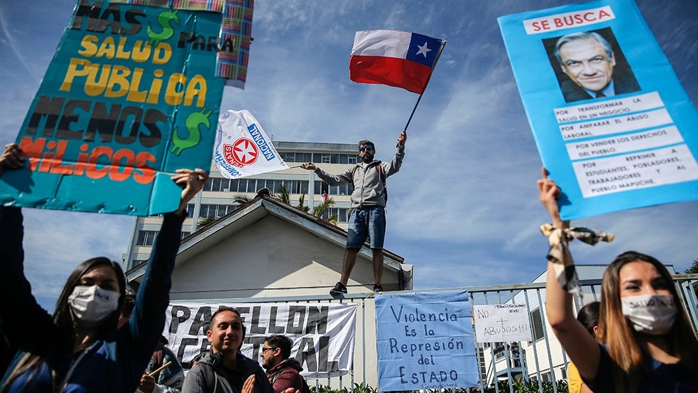 Pese a las medidas sociales anunciadas por Piñera, Chile amaneció de paro