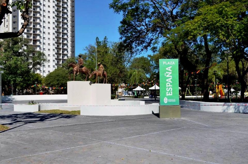 El Municipio invita a los vecinos a disfrutar de las plazas remodeladas de la ciudad