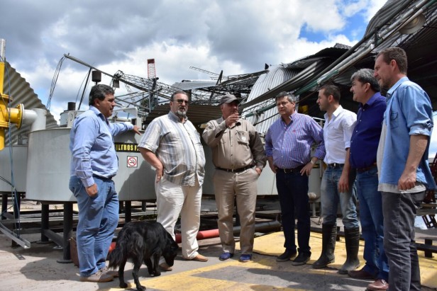 TEMPORAL EN PLAZA: PEPPO DISPUSO UN OPERATIVO DE INTERVENCIÓN INTEGRAL CON TODAS LAS ÁREAS DEL GOBIERNO    