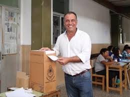 En la ciudad Termal votó el Vice Gobernador de la Provincia Daniel Capitanich 