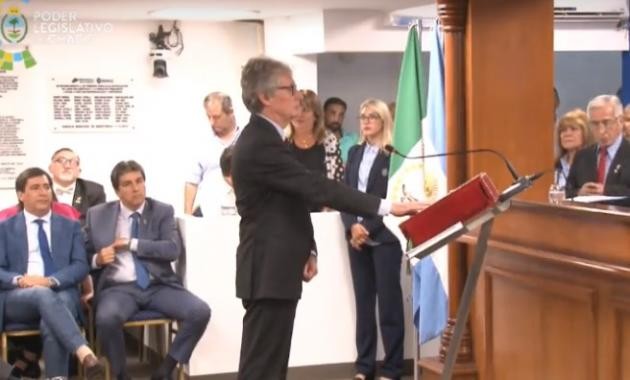 Hugo Sager contó con los votos suficientes y es el nuevo Presidente de la Cámara de Diputados Provinciales