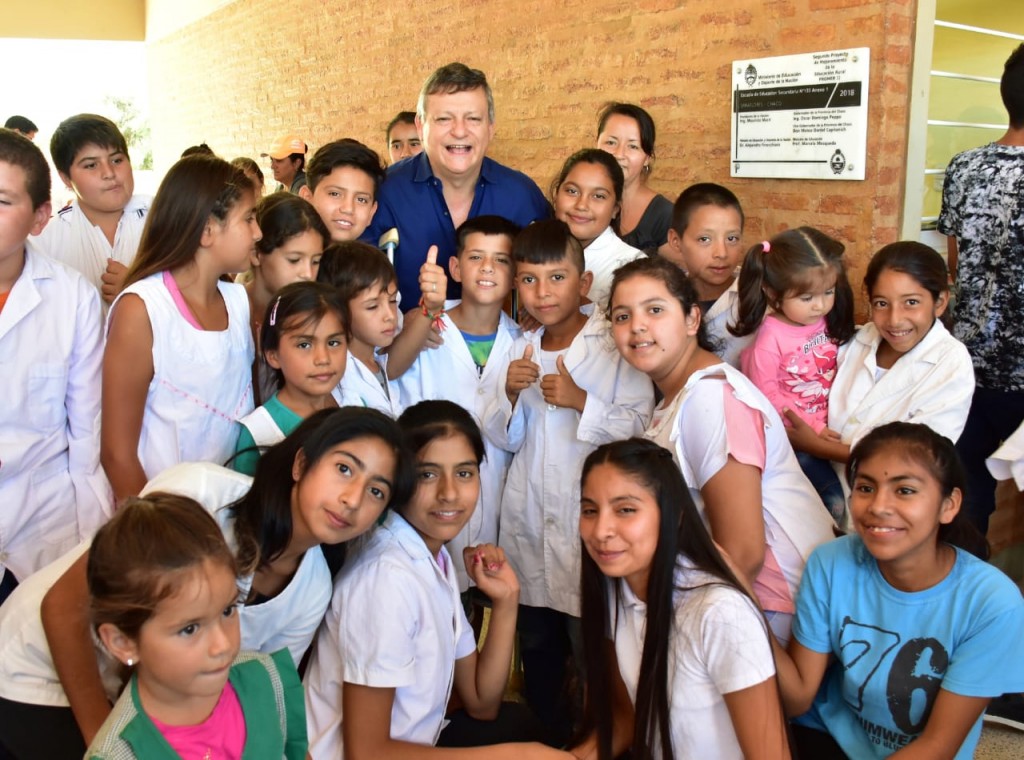  Domingo Peppo inauguró obras para escuelas de El Impenetrable