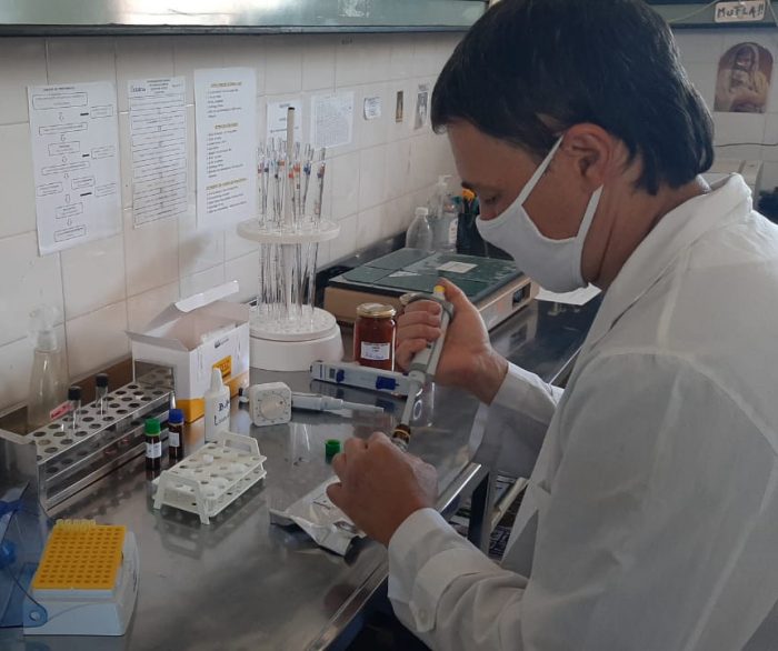Chaco: El laboratorio de bromatología del Ministerio de Salud Pública realiza la detección de gluten en alimentos para la población celíaca