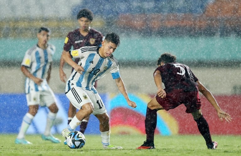 La Selección Sub 17 goleó a Venezuela y se metió en cuartos de final del Mundial