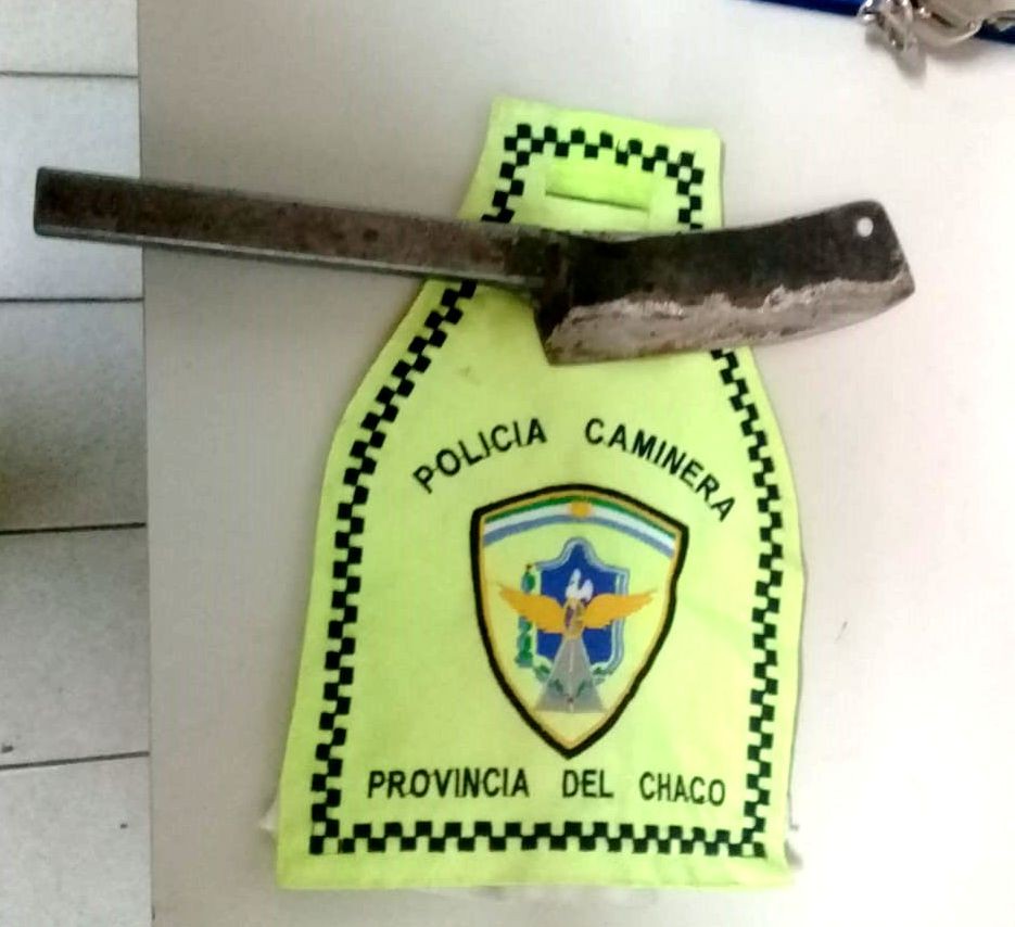 LOS SORPRENDIERON INTENTANDO INGRESAR A UN DOMICILIO AJENO