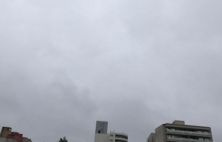 Lunes gris y nublado, pero sin pronóstico de lluvias