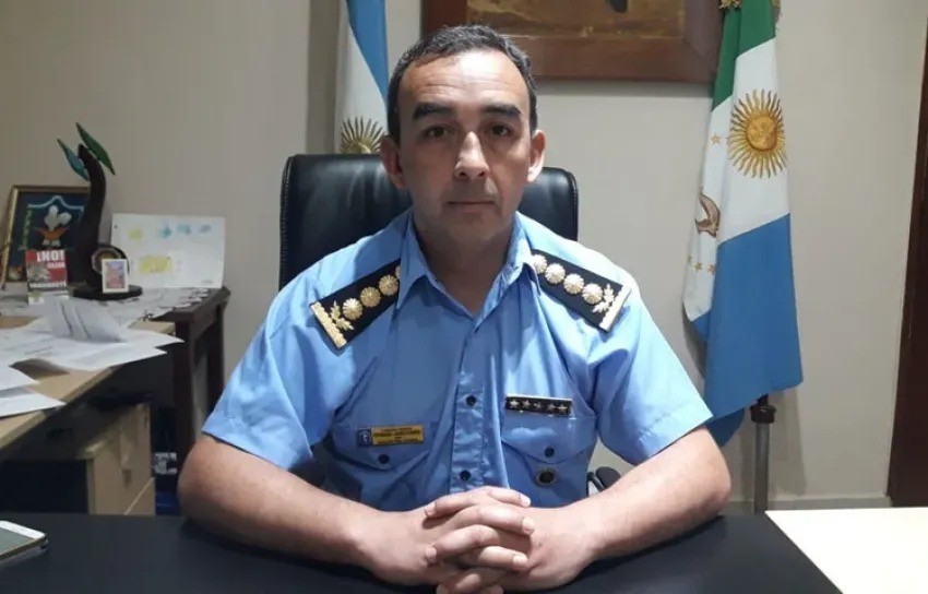 Fuerte respaldo a los agentes y mejoras para la Escuela de Policía: los proyectos de Fernando Romero
