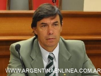 "ES UNA LASTIMA QUE SE DESAPROVECHEN LAS VOLUNTADES DE CAMBIO"