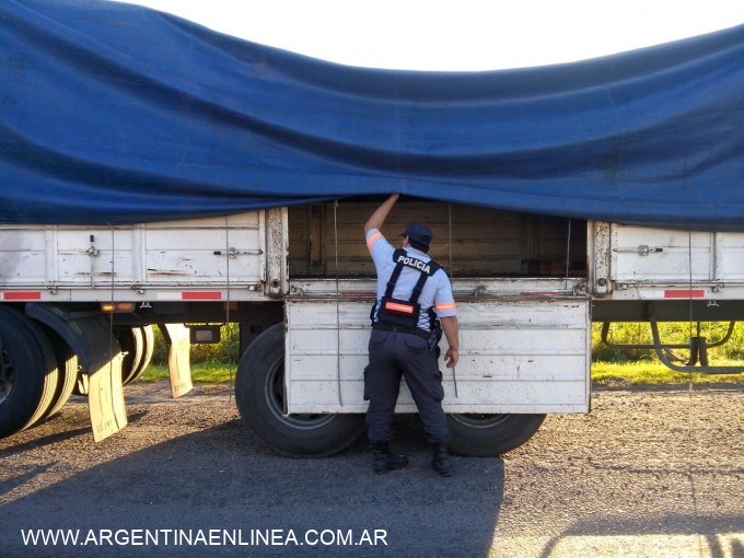 5400 LITROS DE PELIGROSOS AGROQUIMICOS FUERON SECUESTRADOS EN SANTA SYLVINA