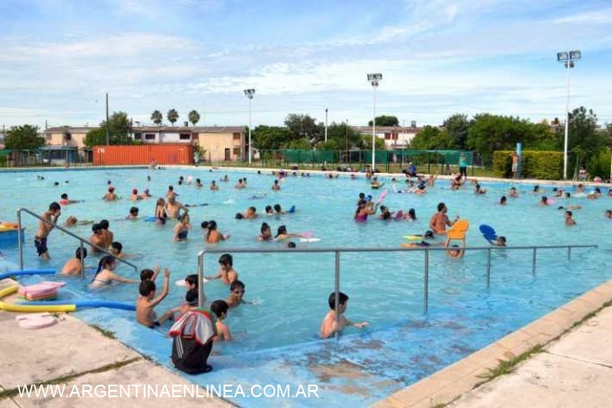 	 SALUD ACONSEJA TOMAR MEDIDAS PREVENTIVAS ANTE LA EXPOSICIÓN DEL SOL