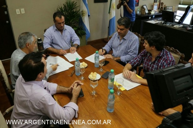 Municipio y Provincia firman convenio para optimizar el sistema de alumbrado público de Resistencia