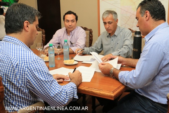 ALUMBRADO PÃ™BLICO: EN DOS AÑOS, SECHEEP GIRARÁ AL MUNICIPIO DE RESISTENCIA MÁS DE 27,6 MILLONES DE PESOS