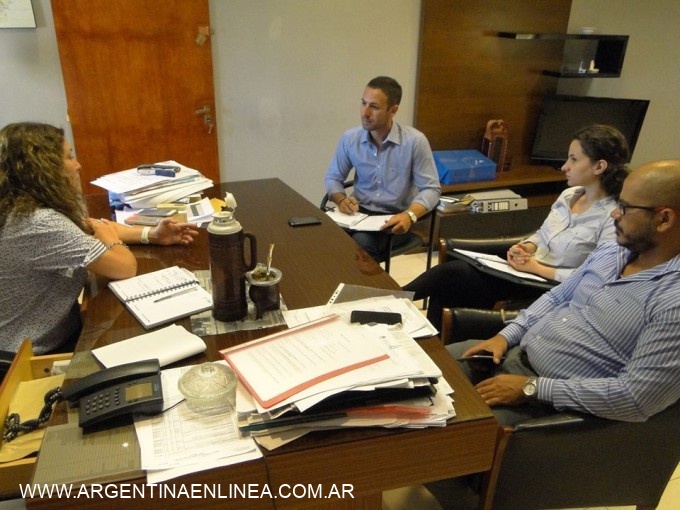 SALUD Y UNCAUS AVANZAN EN LA FIRMA DE CONVENIOS PARA FORTALECER LA ATENCIÓN SANITARIA EN SÁENZ PEÑA