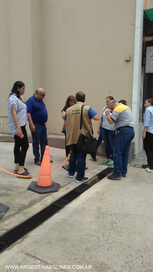 El municipio asistió en accidental derrame de gas oil
