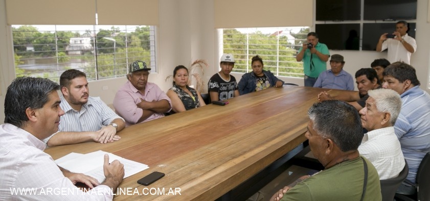 Capitanich acordó agenda de trabajo con comunidades aborígenes