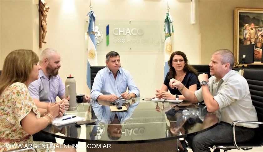 EL GOBIERNO TRABAJA EN OPTIMIZAR LOS SISTEMAS SANITARIO Y EDUCATIVO CON LA UTILIZACIÓN DE TECNOLOGÍAS