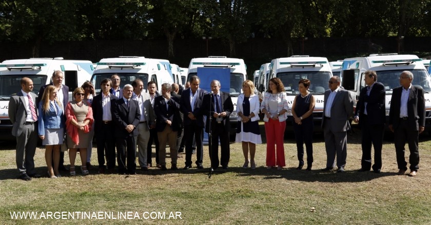 CHACO RECIBIÓ AMBULANCIAS PARA REFORZAR EL SERVICIO DE TRASLADO DEL SISTEMA SANITARIO LOCAL