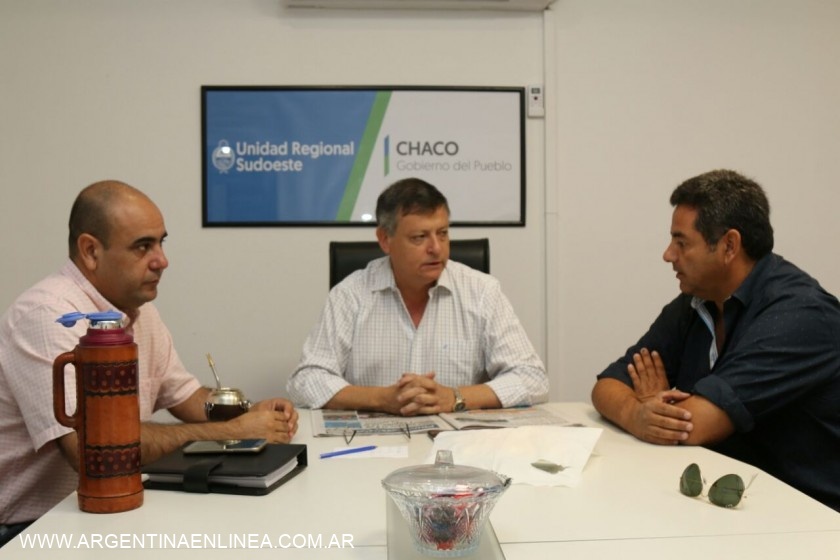 VILLA ANGELA.  PEPPO Y EL TITULAR DE LA SOCIEDAD RURAL ANALIZAN ACCIONES EN BENEFICIO DEL SECTOR GANADERO