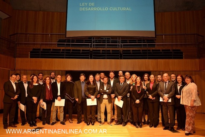 Chaco adhirió al compromiso federal por la cultura, que brinda financiamiento para actividades culturales