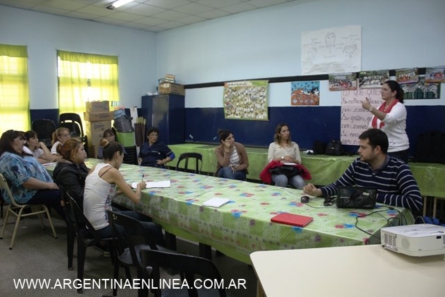 Padres y adolescentes recibieron capacitaciones sobre abordaje de Violencia de Género